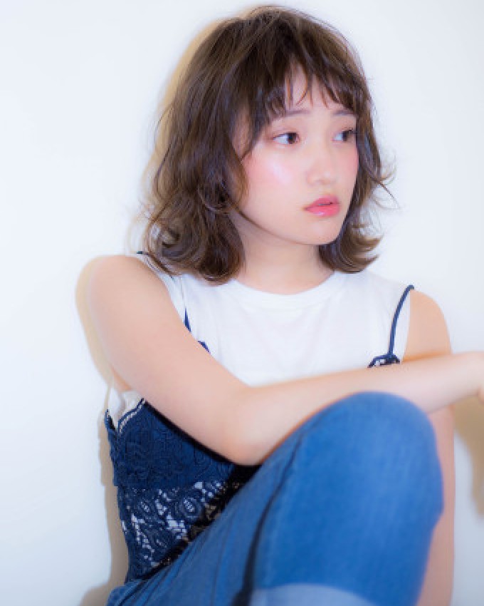 外国人風「ダーク　グレイジュ」が人気！！外ハネランダムパーマ