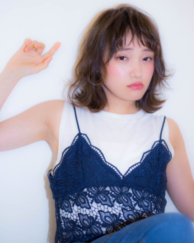 外国人風「ダーク　グレイジュ」が人気！！外ハネランダムパーマ