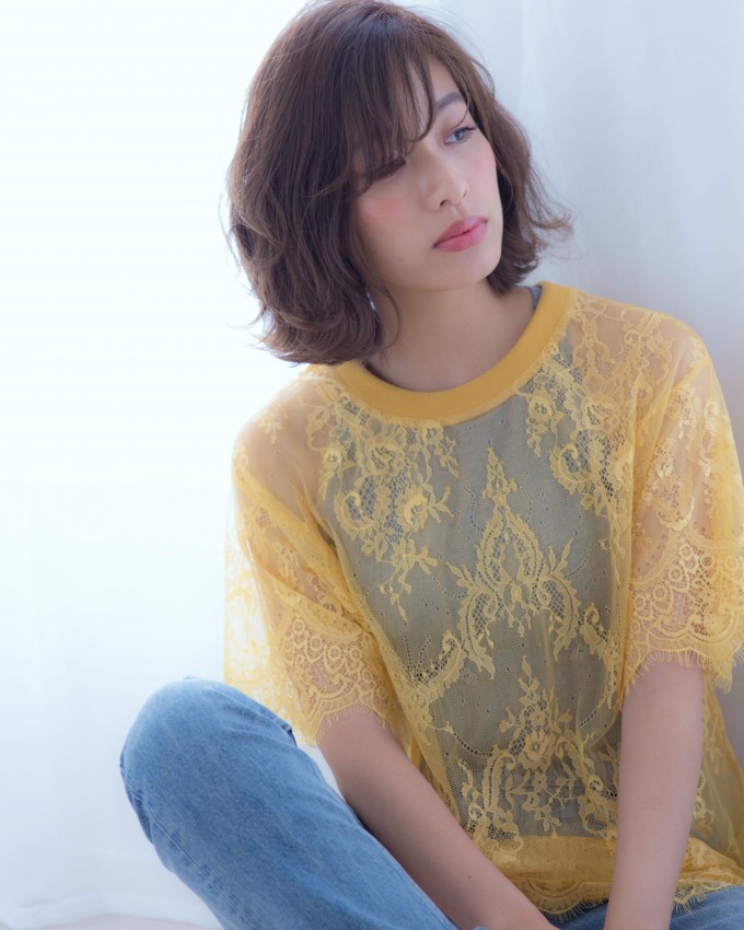 伸ばしかけボブの方におススメ！こなれ感が可愛い外巻きボブディ