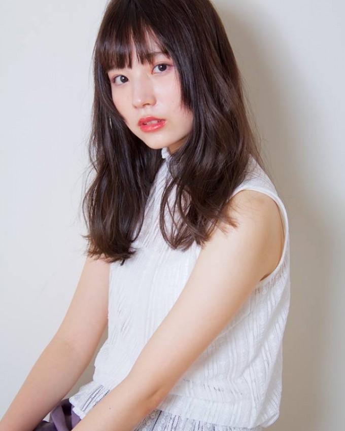 夏ミディアムスタイル