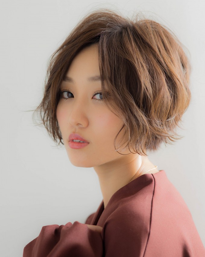 大人かわいい無造作エアリーショートボブ