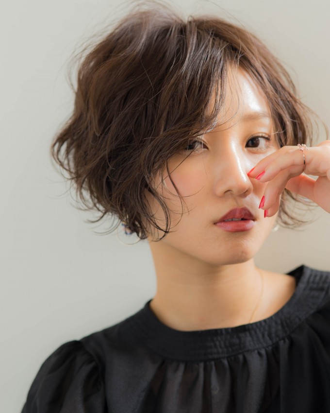 大人かわいい無造作エアリーなボブ　デジタルパーマ